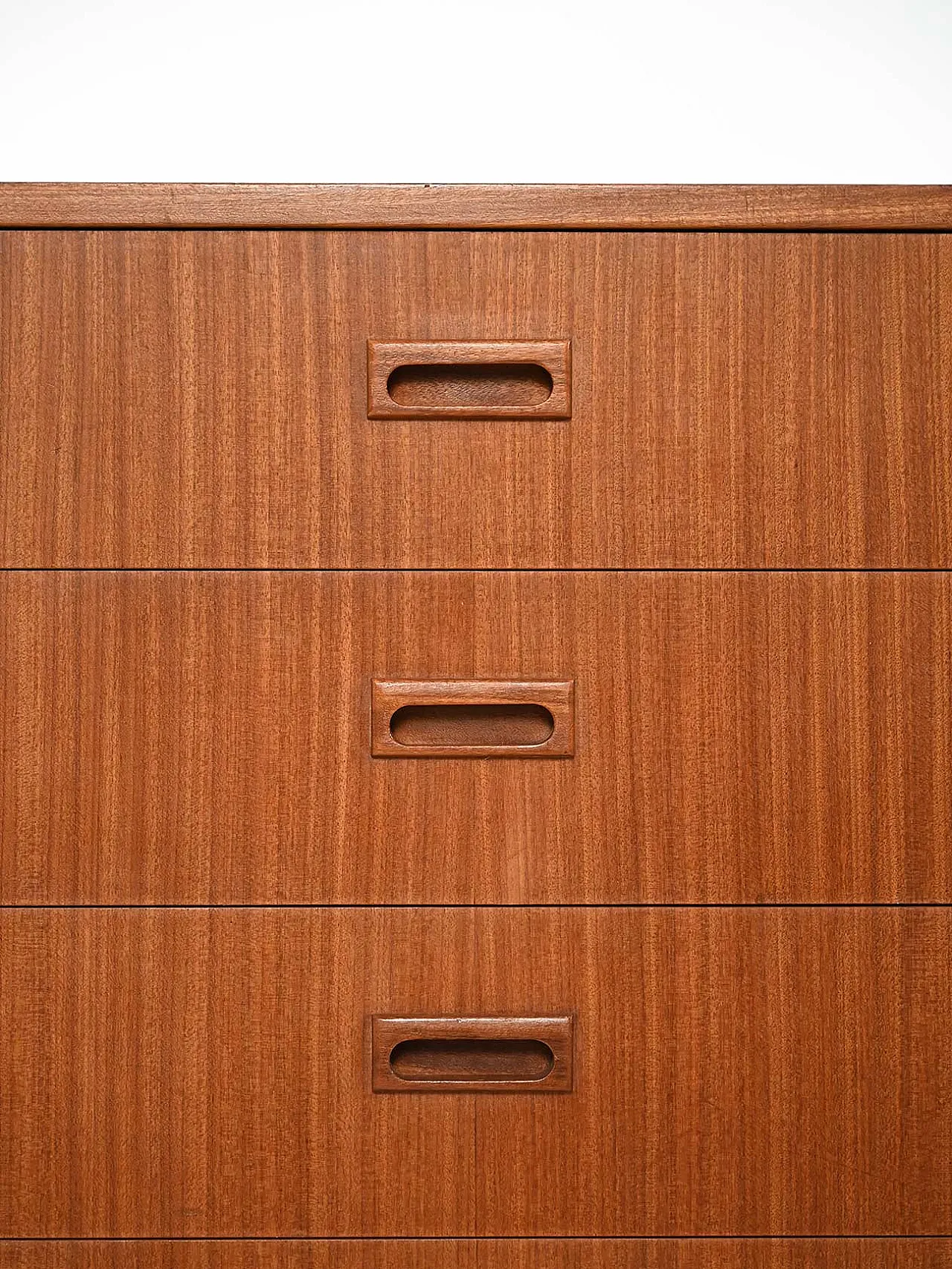 Scandinavian rationalist chest of drawers in mahogany 6