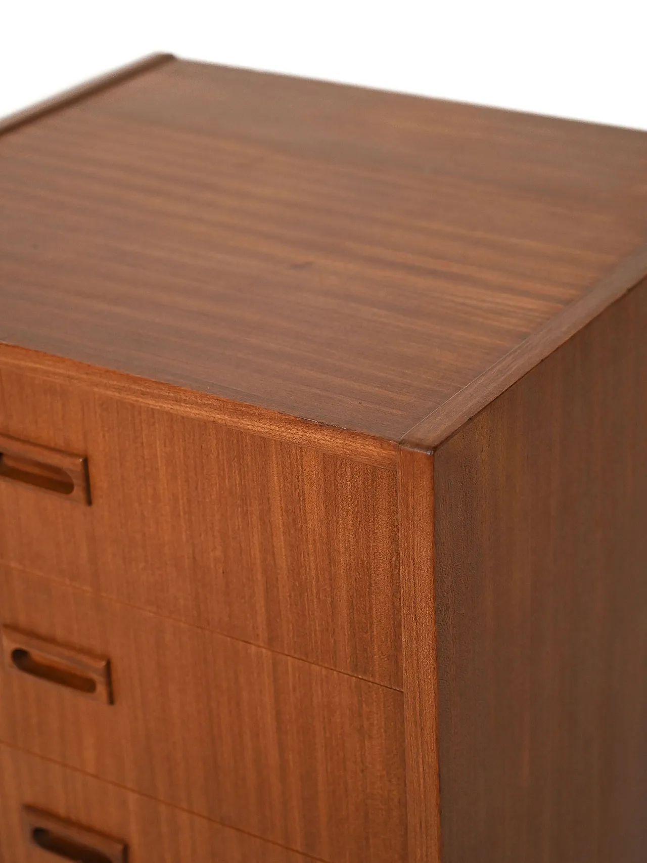 Scandinavian rationalist chest of drawers in mahogany 8