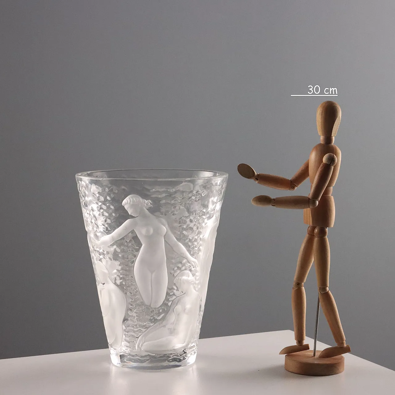 Vaso in cristallo satinato con decoro raffigurante Ondine, '900 2