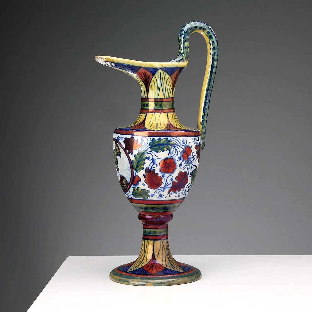 Glazed majolica jug with ovoid body, 20th century 3