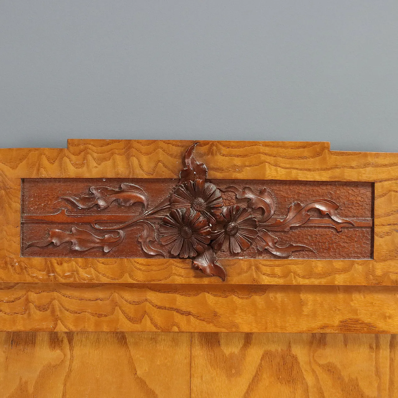 Liberty style oak single bed, early 20th century 3