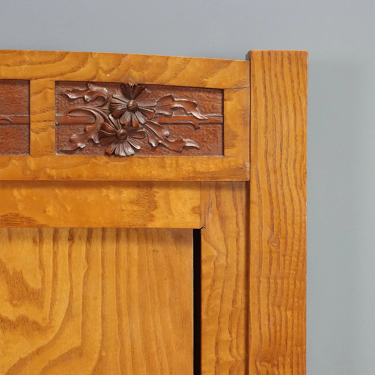 Liberty style oak single bed, early 20th century 4
