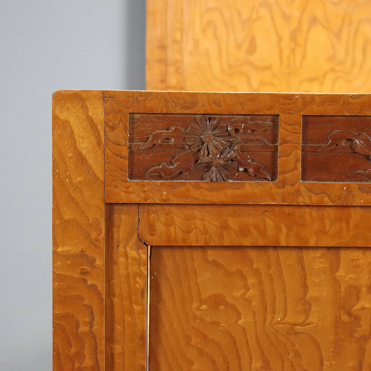 Liberty style oak single bed, early 20th century 5