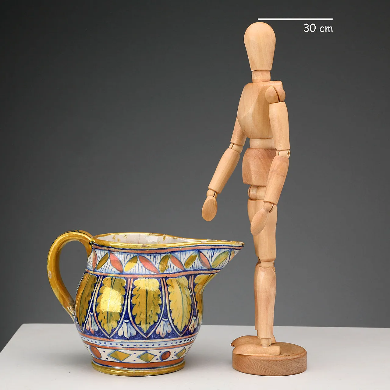 Brocca in maiolica smaltata decorata, '900 2