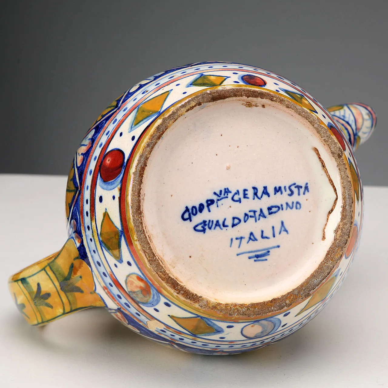 Brocca in maiolica smaltata decorata, '900 6