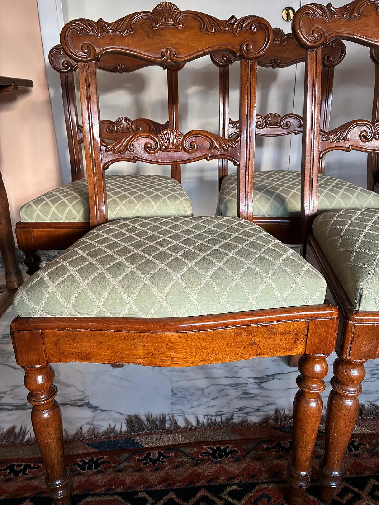 8 sedie Luigi Filippo con sedute in tessuto verde chiaro, '800 3