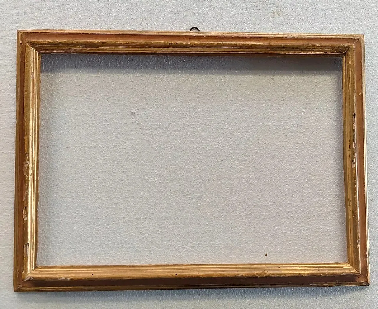 Lacquered and gilded wooden frame, 18th century 2