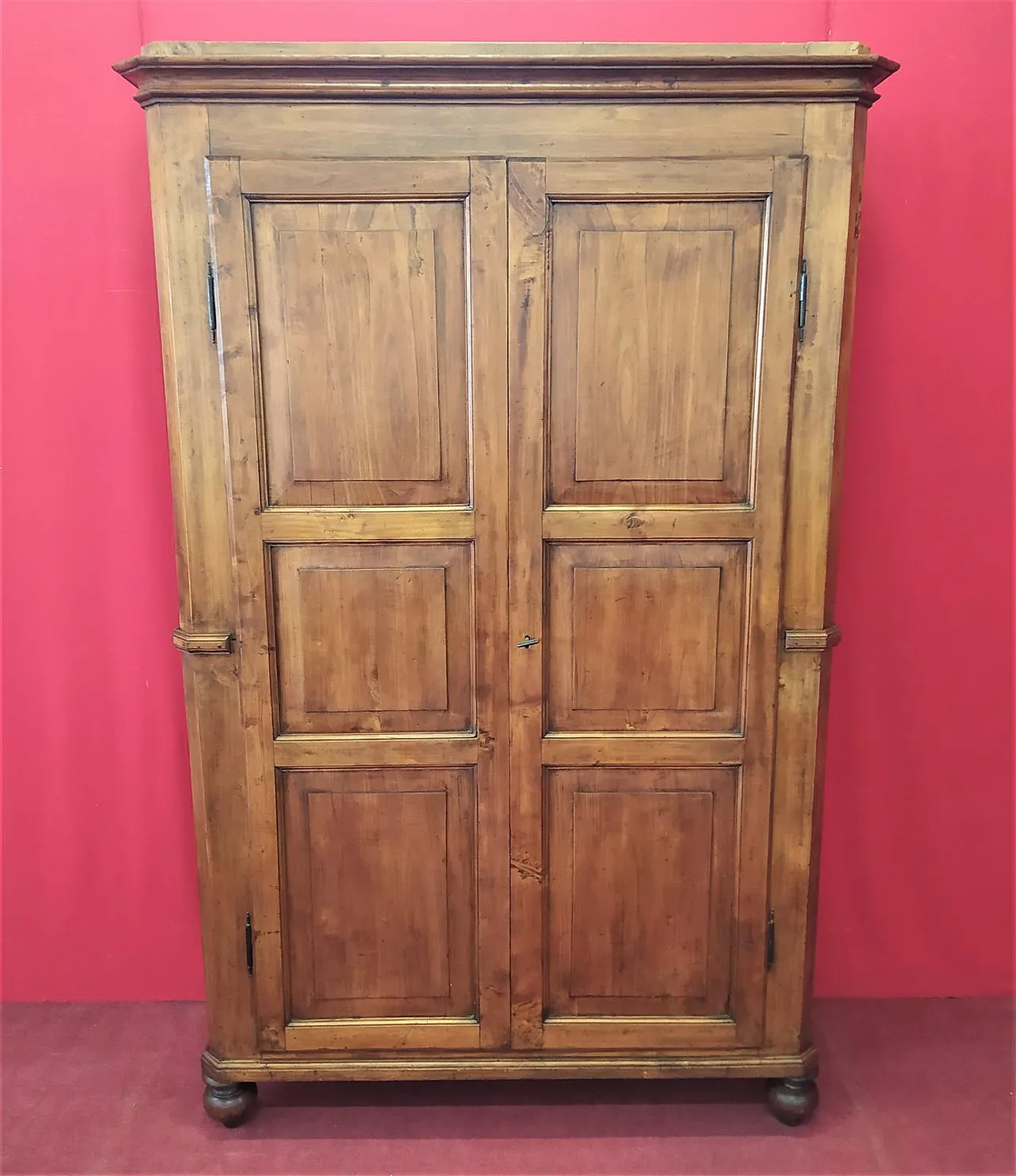 Two-door poplar cabinet, 19th century 2