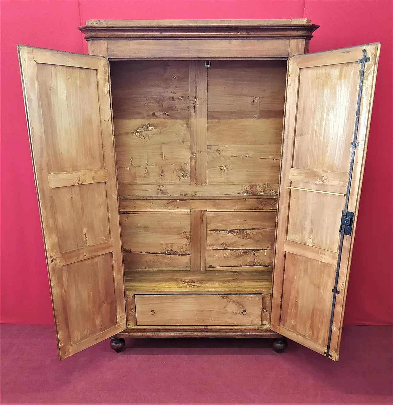 Two-door poplar cabinet, 19th century 3