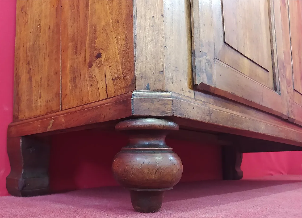 Two-door poplar cabinet, 19th century 8