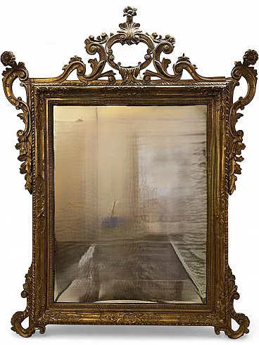 Specchiera Luigi Filippo in legno dorato e intagliato, '800