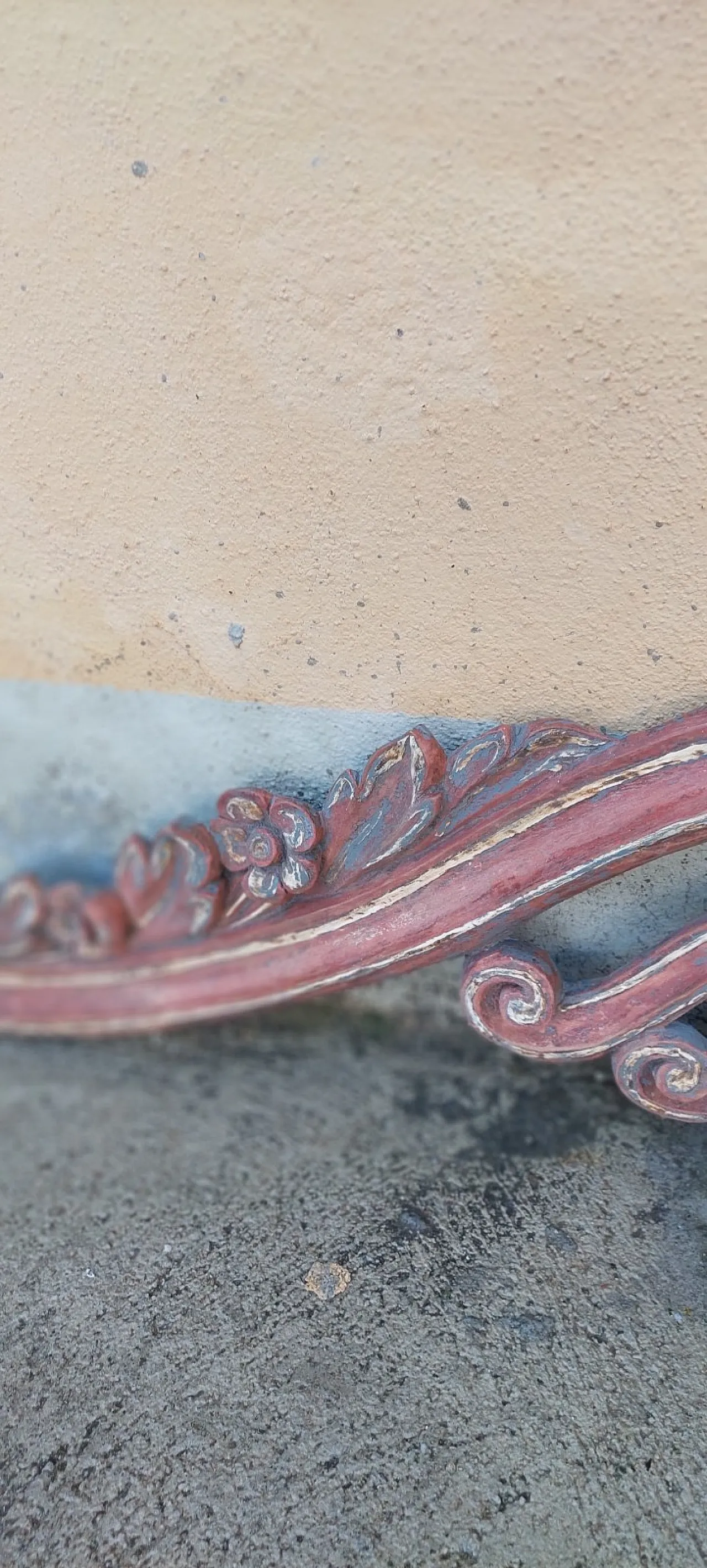 Pair of carved wooden friezes, 18th century 8