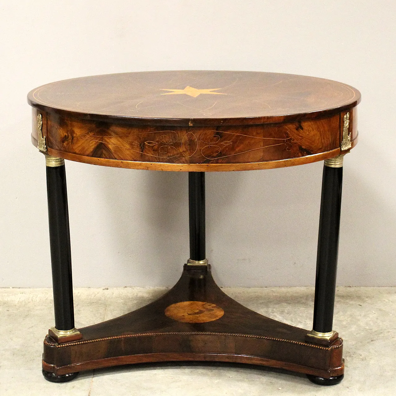 Coffee table Italian inlaid walnut,  19th century 1
