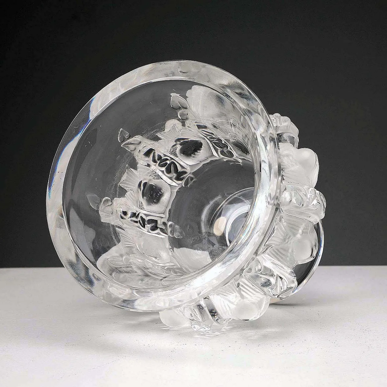 Vaso in cristallo con decoro in rilievo satinato, '900 6