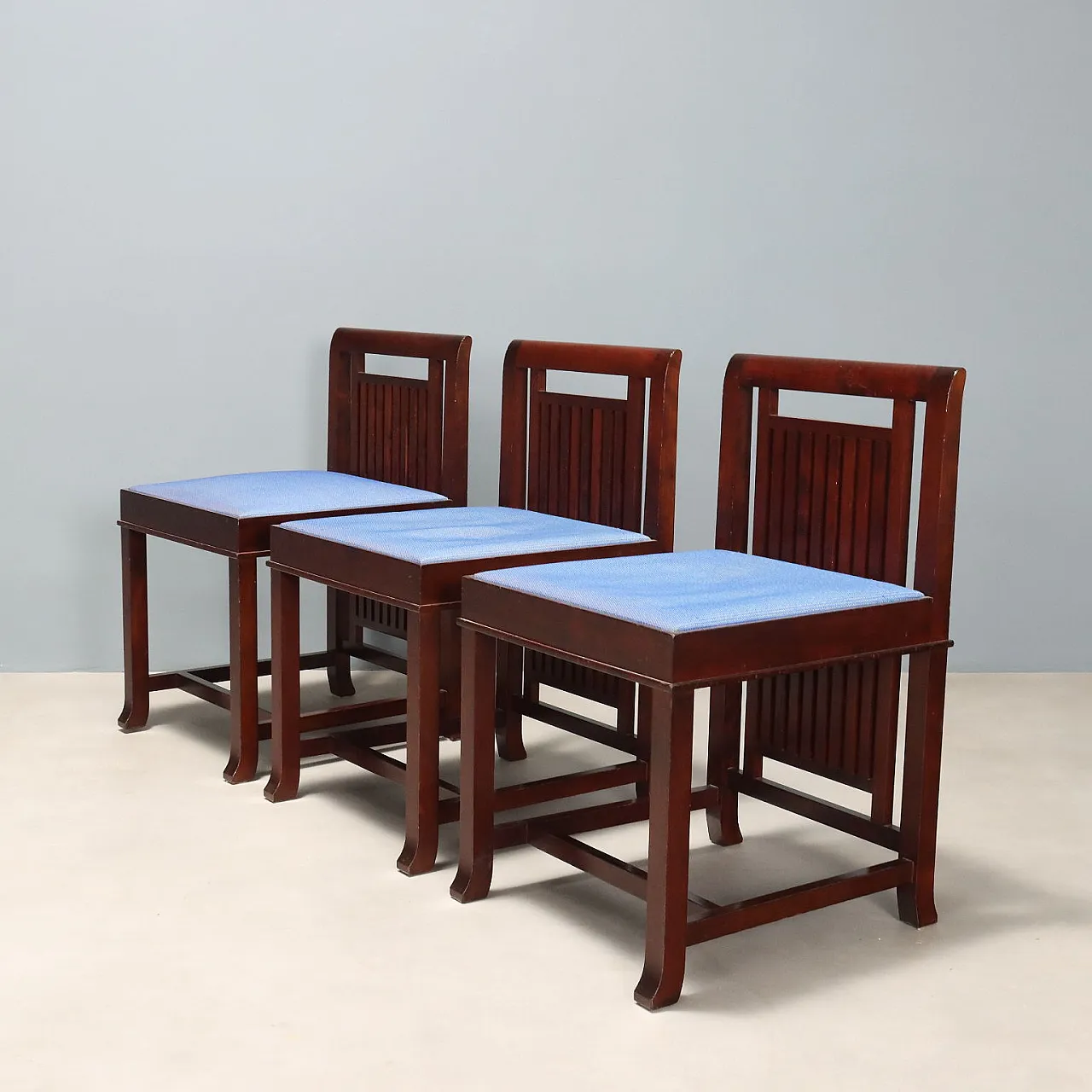 4 Chairs in cherry wood, foam, and fabric, 20th century 5