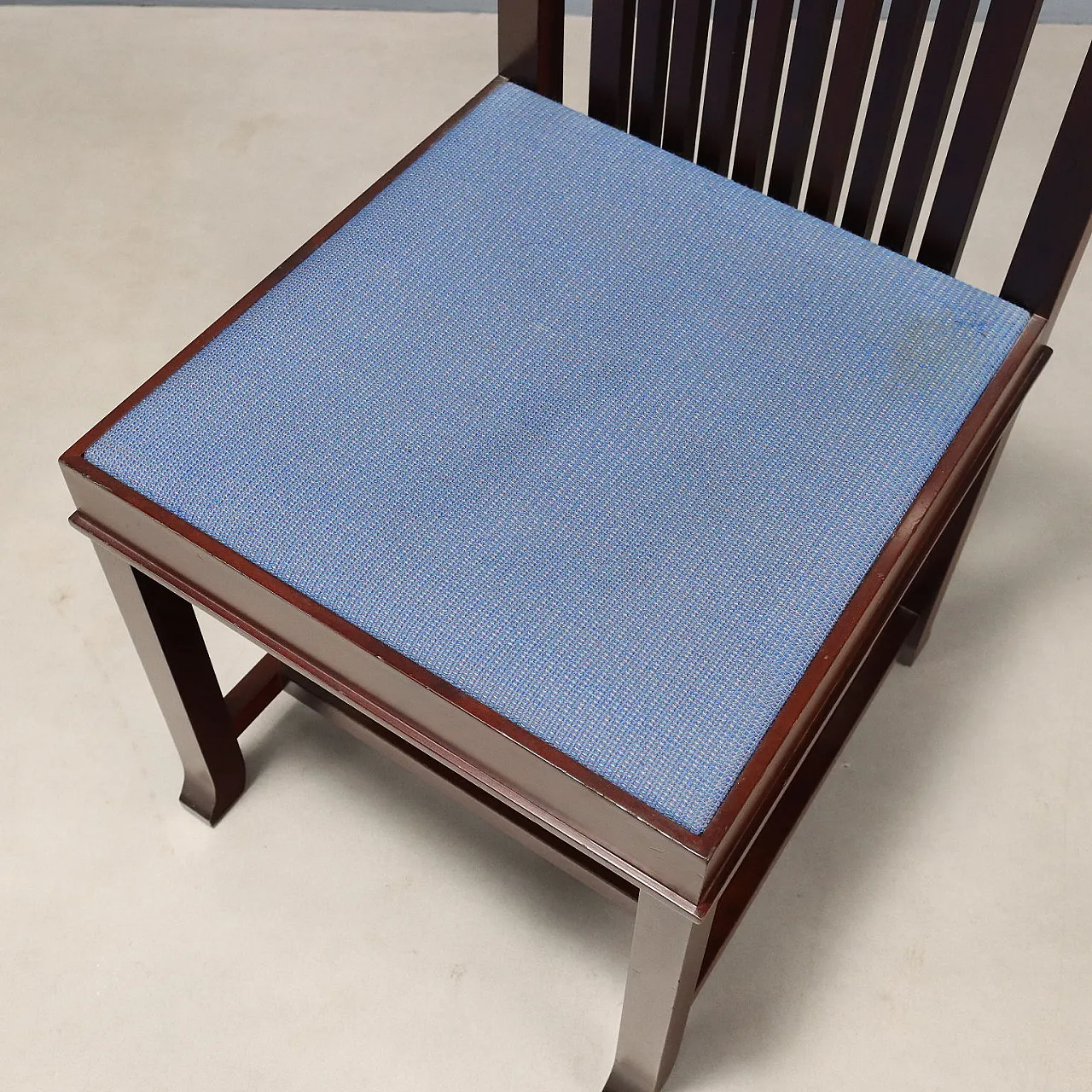 4 Chairs in cherry wood, foam, and fabric, 20th century 9