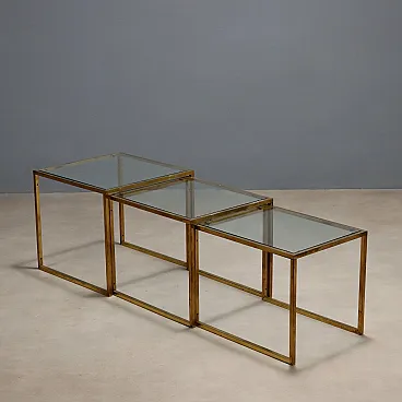 3 Tavolini con struttura in ottone e piani quadrati in vetro, '900