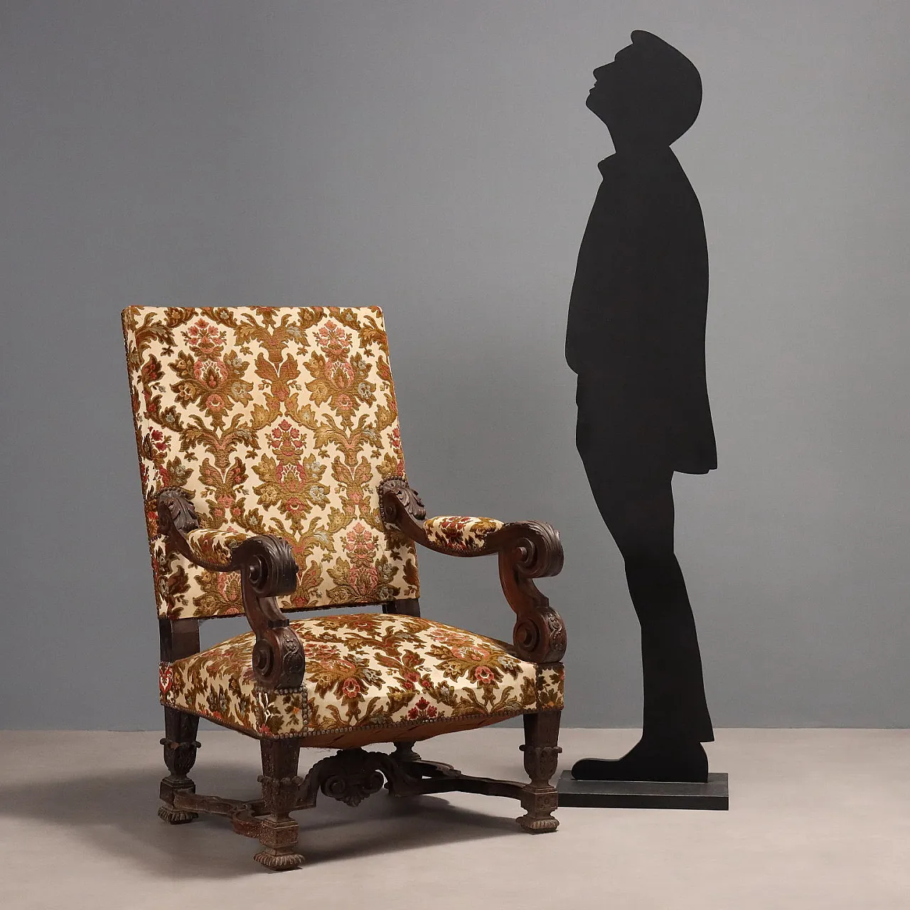 Baroque armchair in walnut and padding, 18th century 3