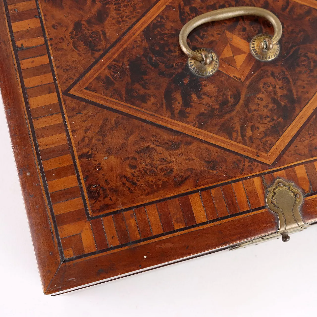 Scatola in legno impiallacciato di radica, '800 4