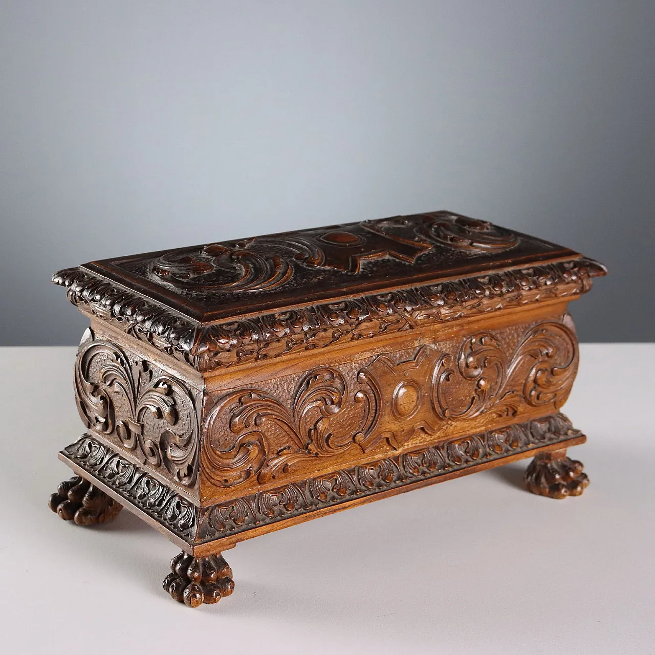 Solid walnut box set, 19th century 6