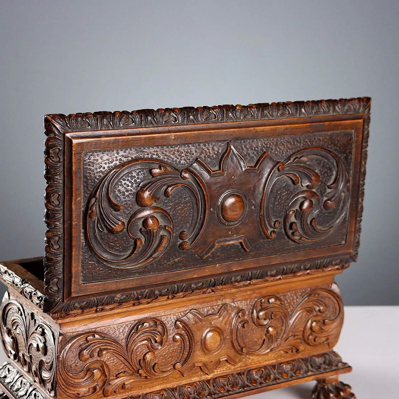 Solid walnut box set, 19th century 7