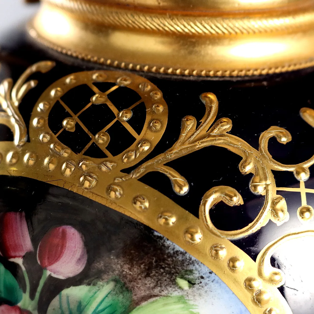 Pair of blue porcelain and gilded bronze vases, 20th century 5