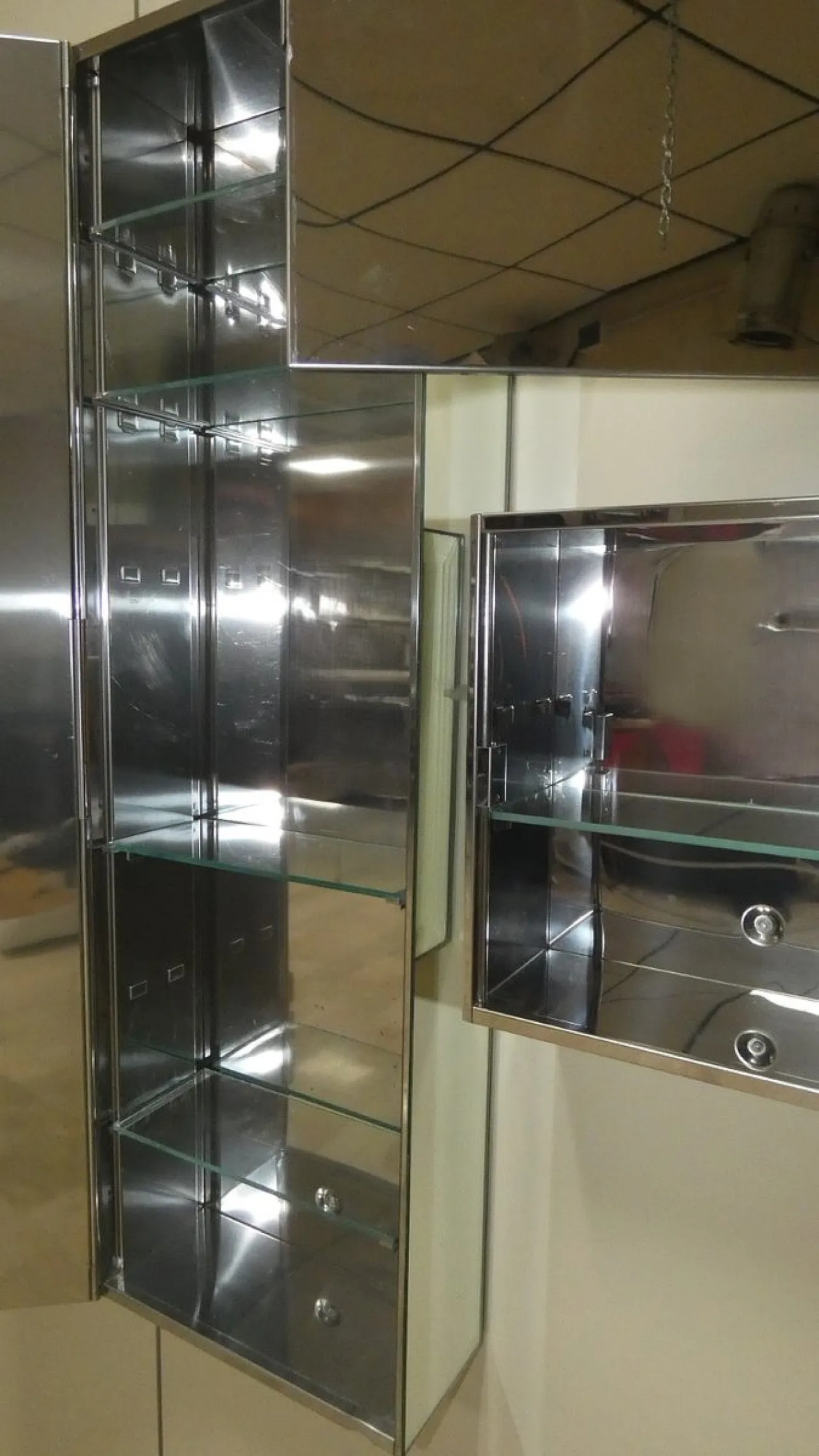 Armadi a specchio con applique abbinate, anni '70 20