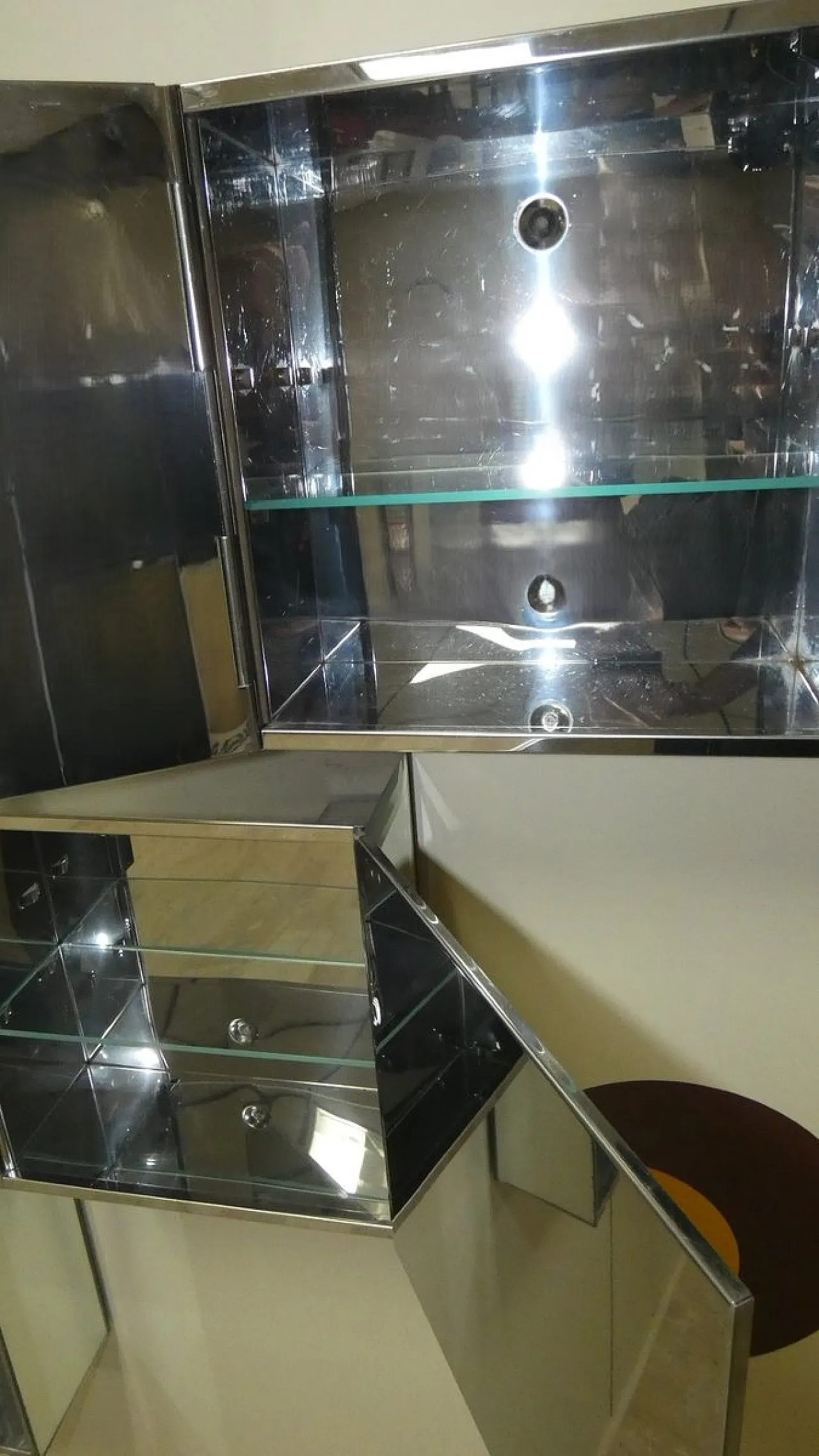 Armadi a specchio con applique abbinate, anni '70 24