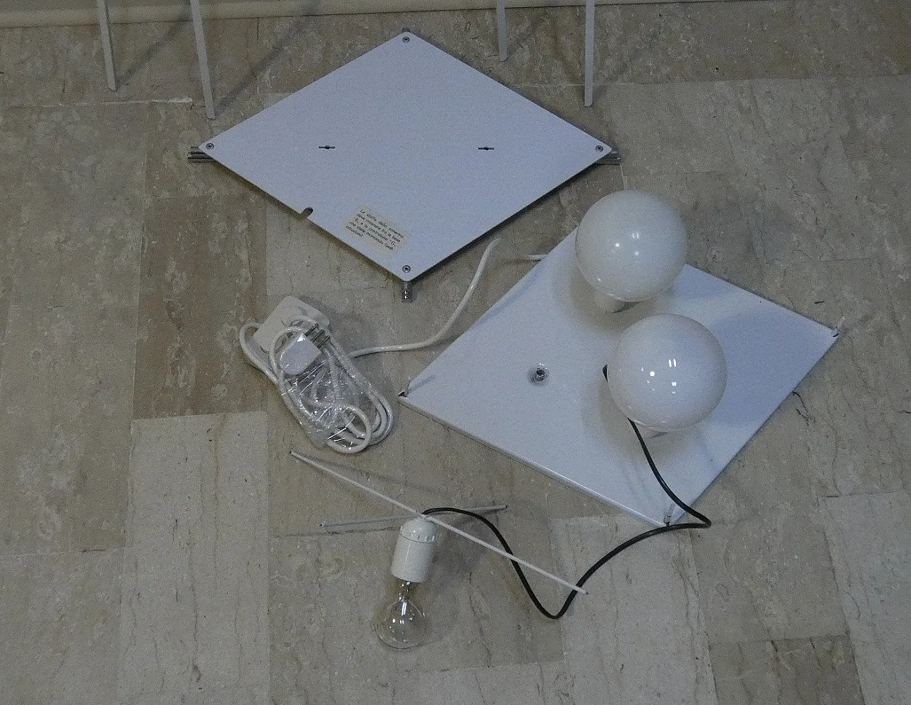 Floor lamp by Kazuhide Takahama for Sirrah, Italy, 1980s 13