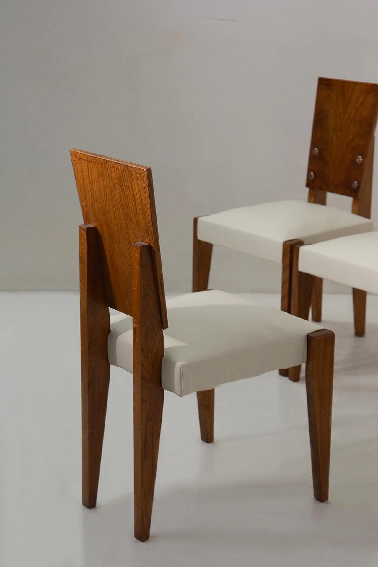 6 Sedie di Andre' Sornay con sedili in pelle bianca, metà '900 14