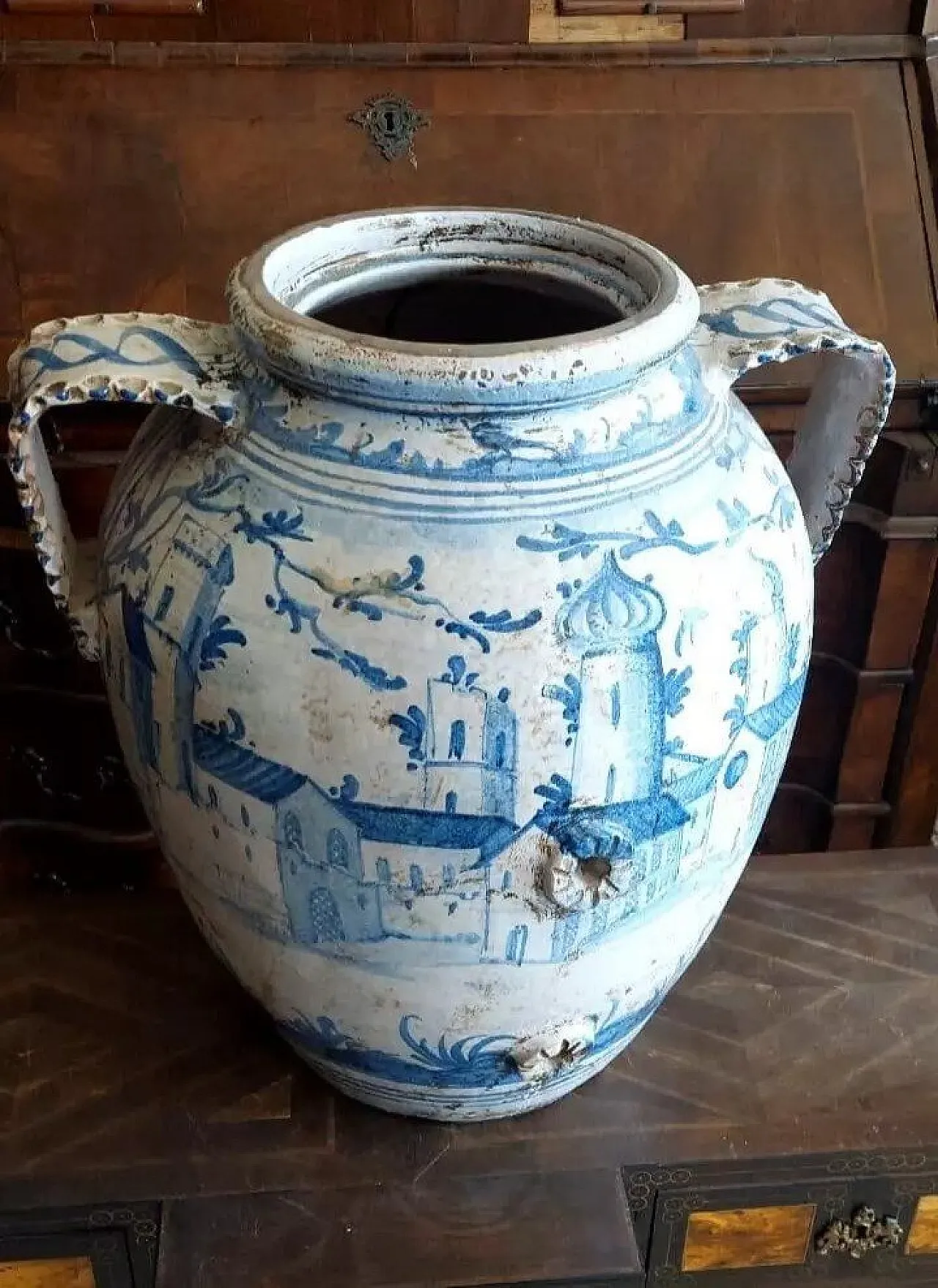Vaso in maiolica napoletana, '800 4