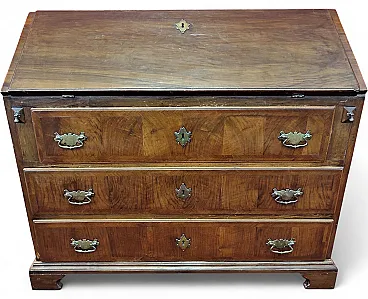 Walnut-plated drop-leaf dresser, 18th century