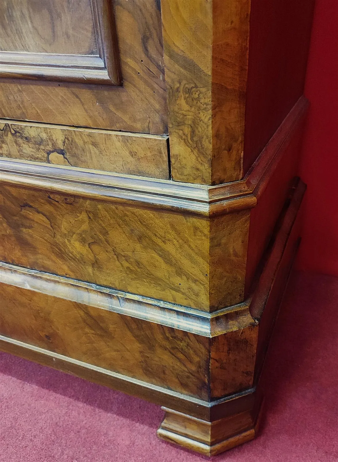 Libreria vetrina in radica di noce e vetro, '800 8