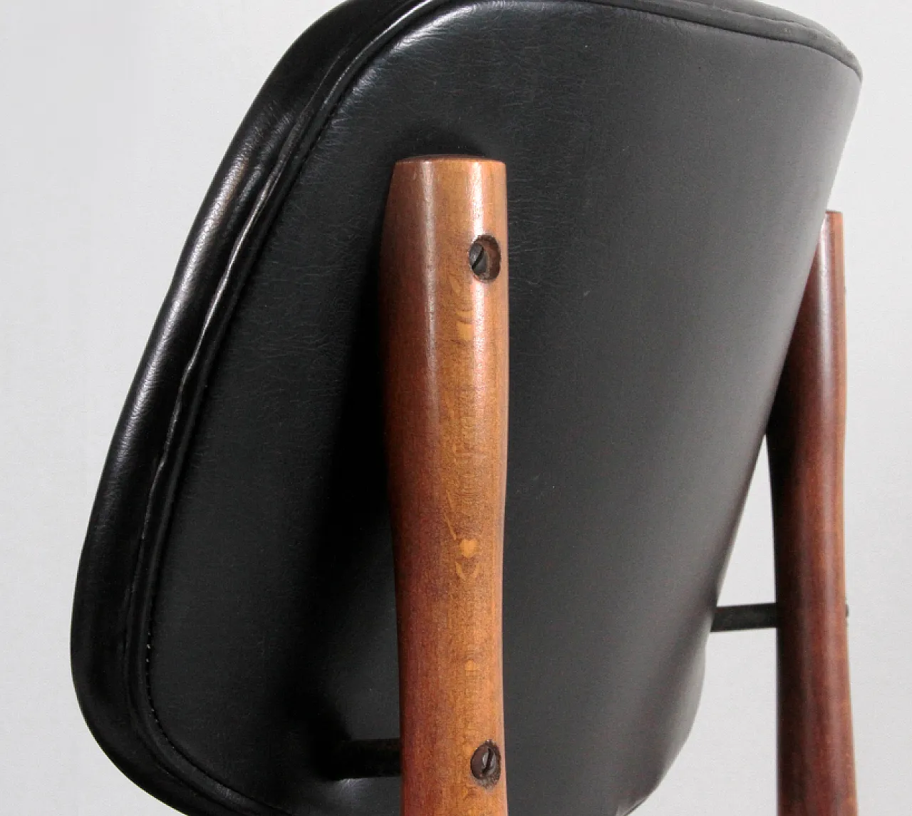 4 Wood and leather chairs, 1960s 7