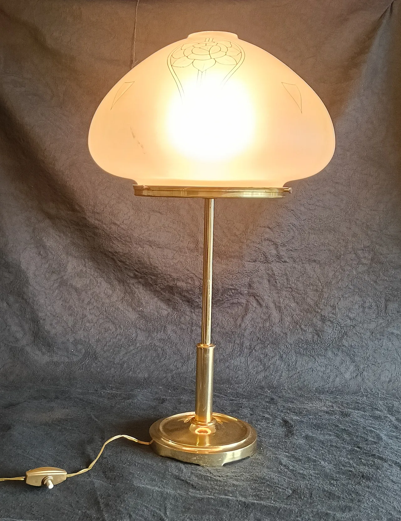 Art Nouveau style table lamp, mid-20th century 3