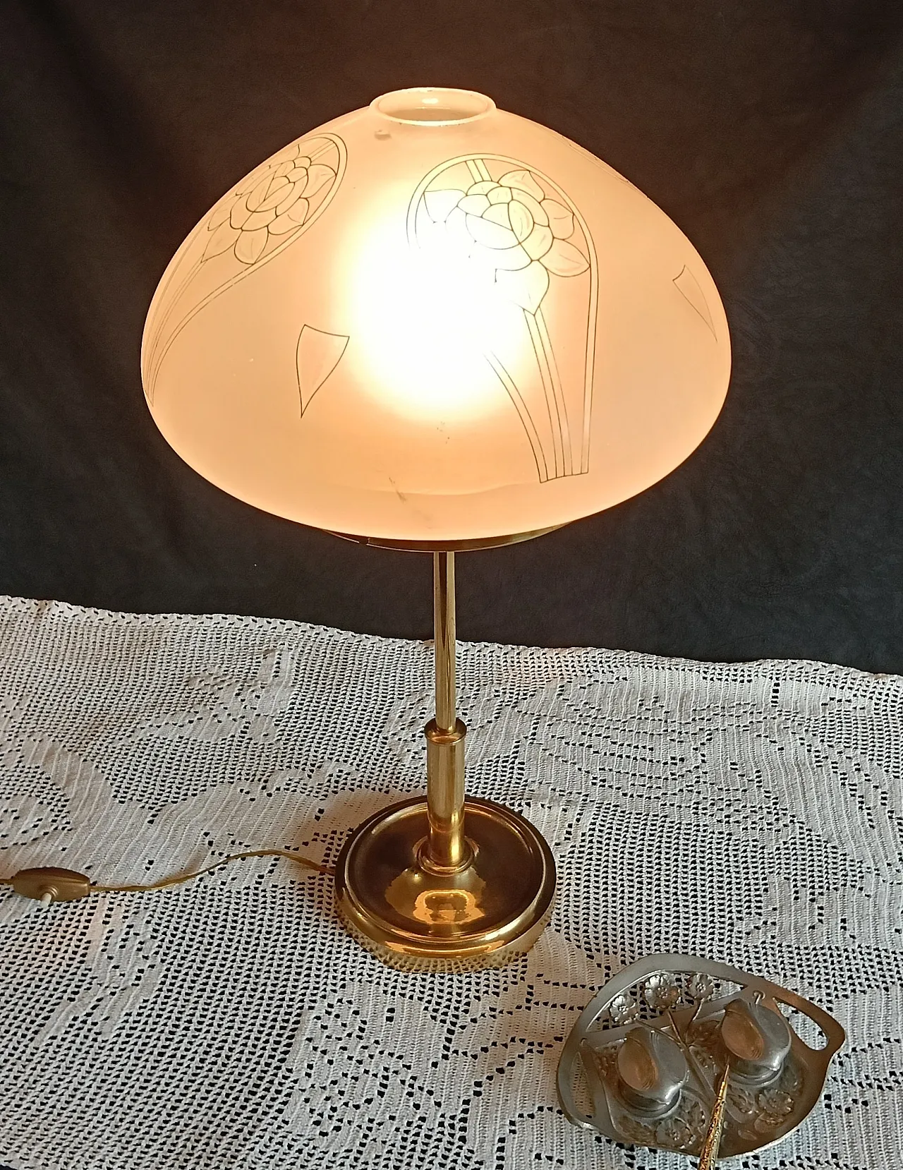 Art Nouveau style table lamp, mid-20th century 5