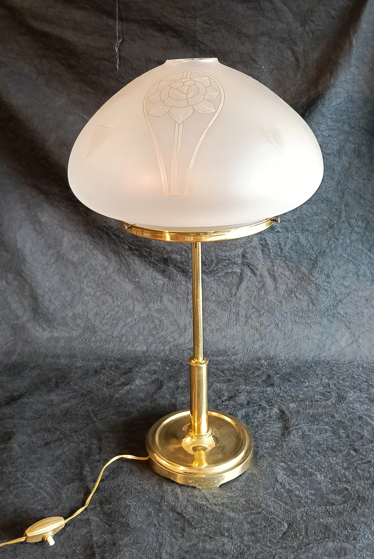 Art Nouveau style table lamp, mid-20th century 8