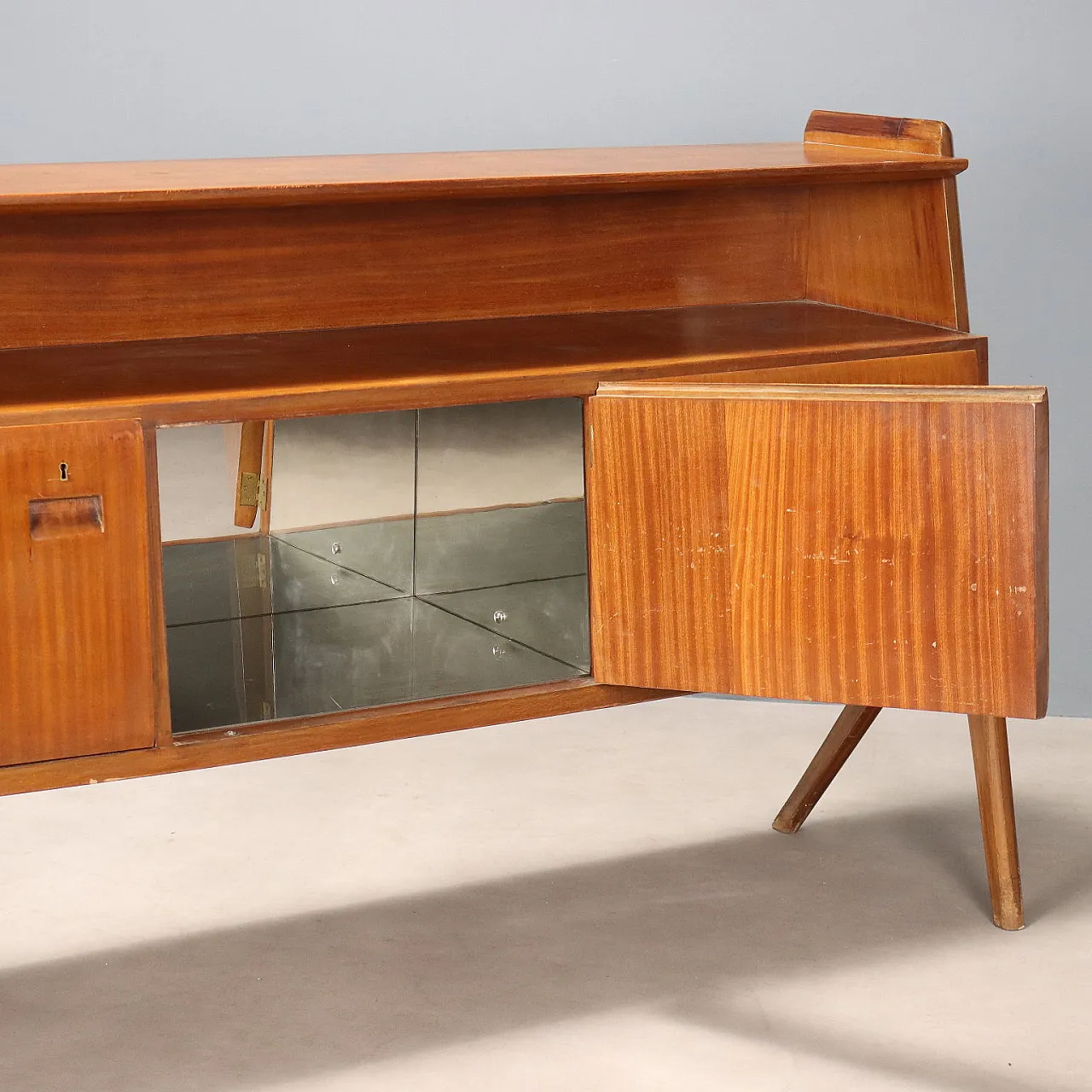 Mobile con impiallacciatura in mogano, '900 5