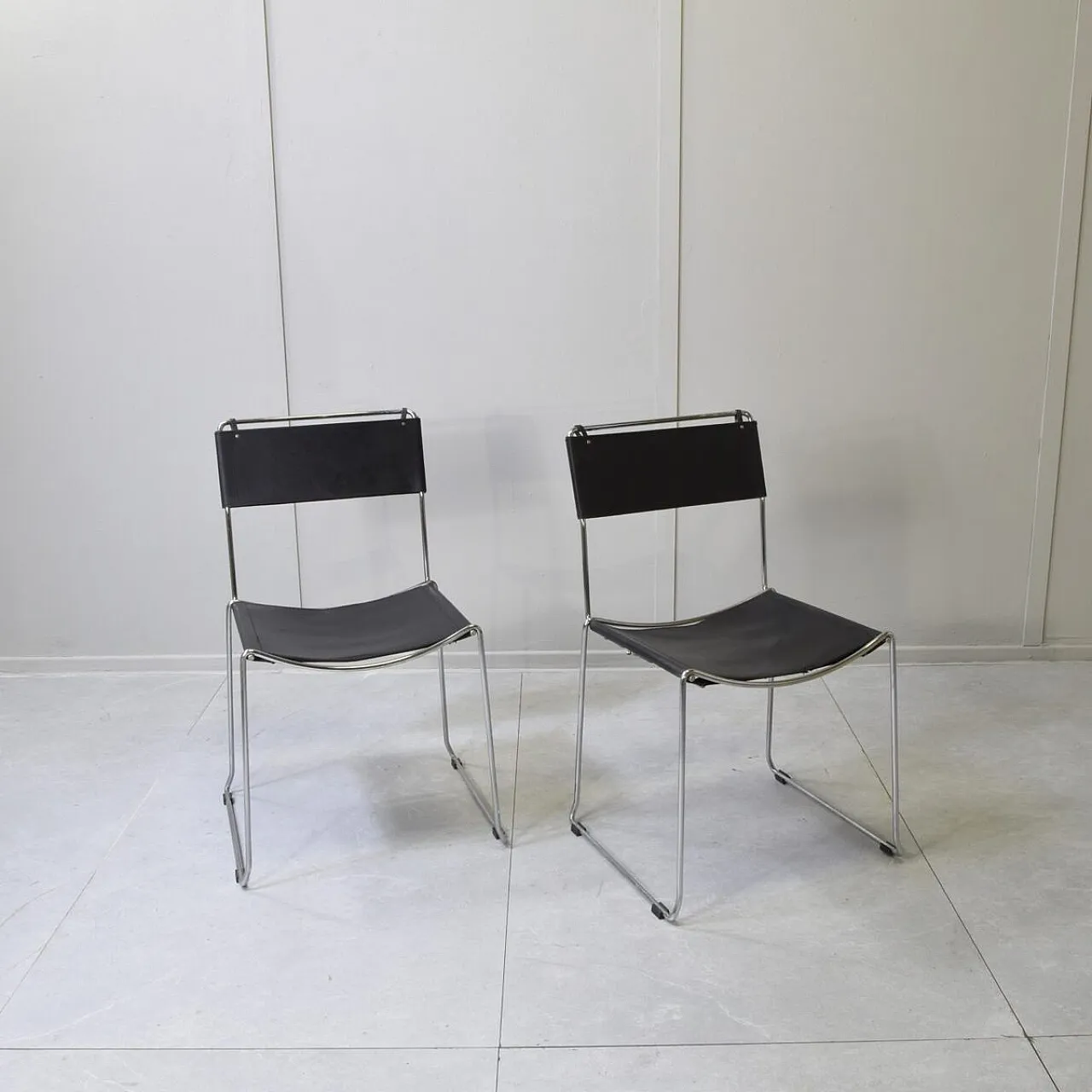 Pair of chairs by Giandomenico Belotti for Alias, 1970s 3