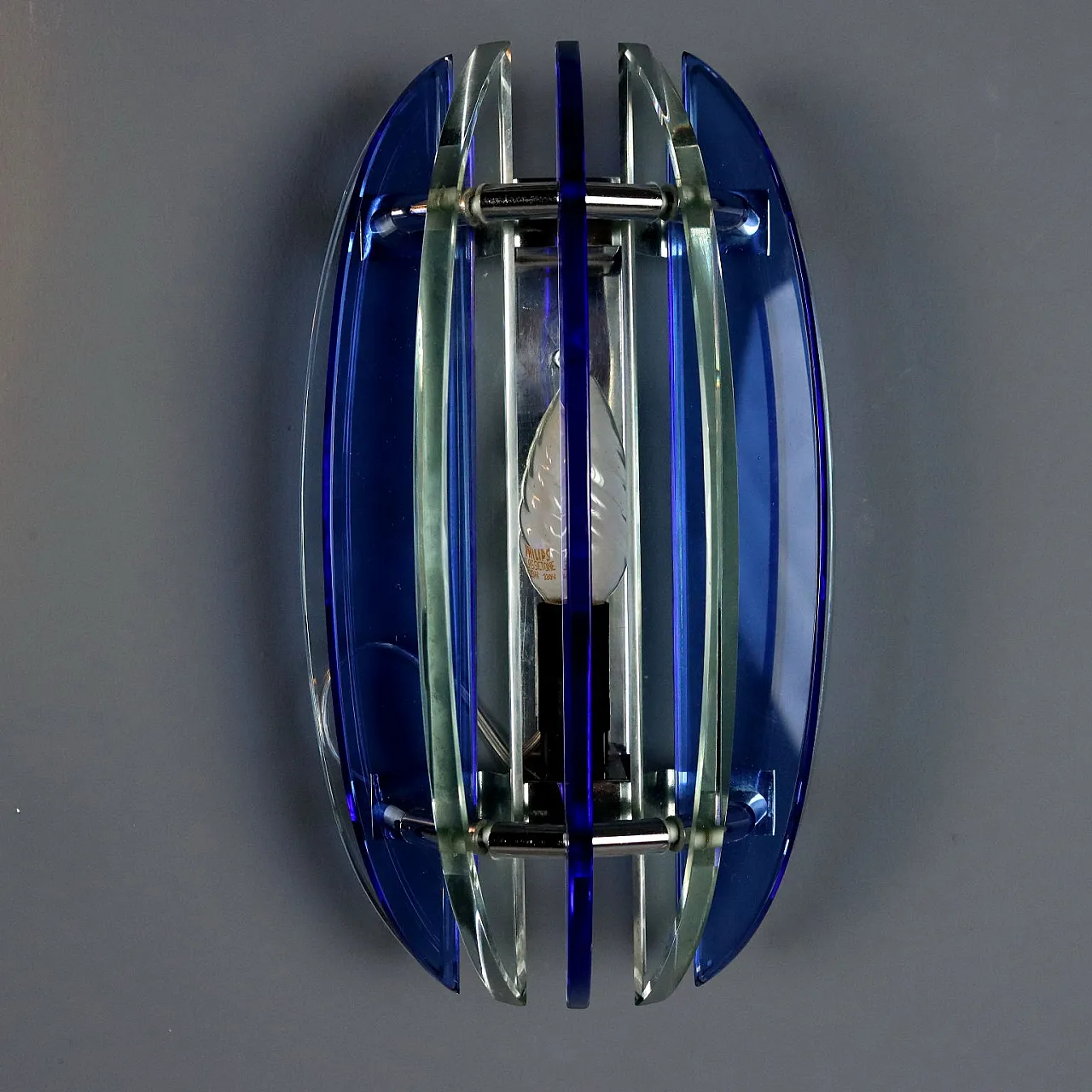 Pair of glass wall sconces with chrome-plated metal base, 20th century 5