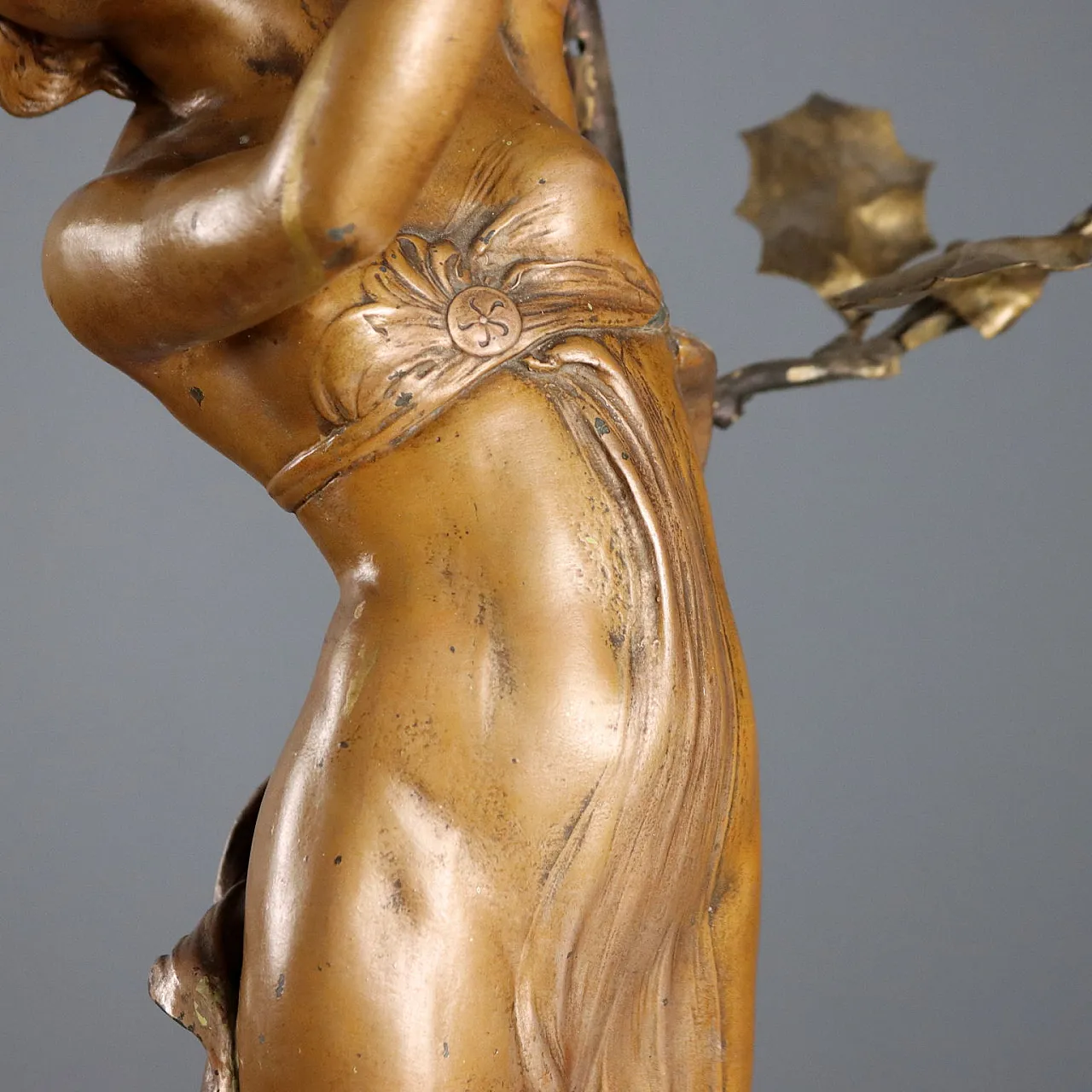 Coppia di lampade in metallo laccato, legno e lamiera, '900 10