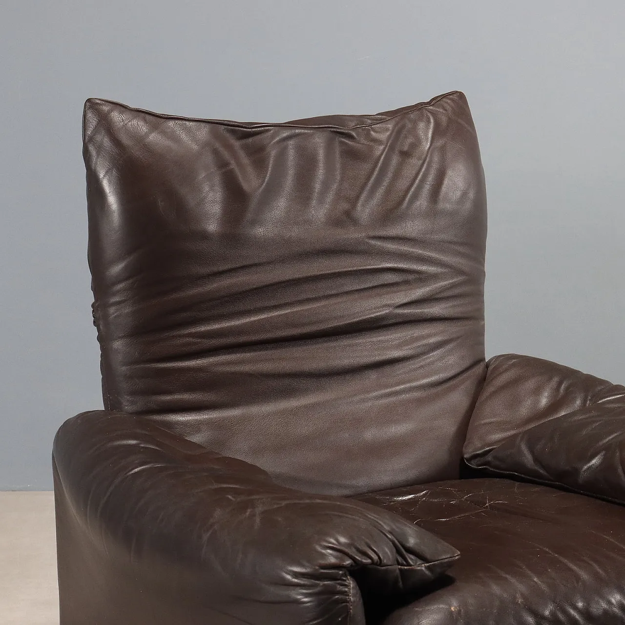 Armchair with foam padding and leather upholstery, 20th century 3