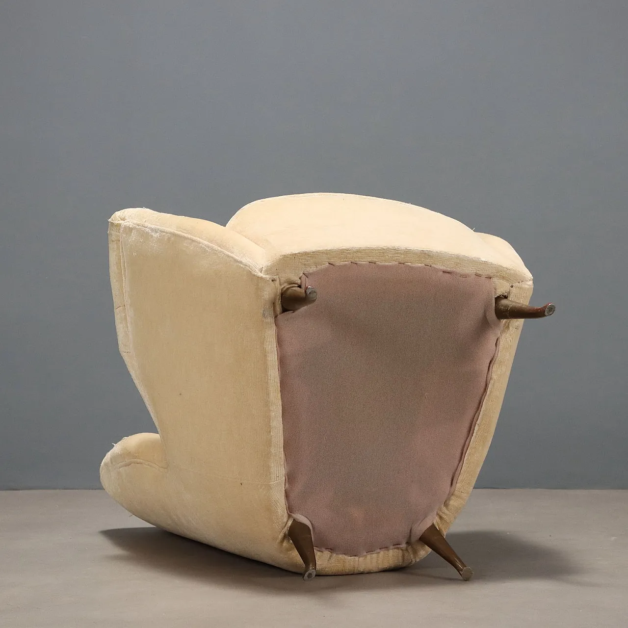 Poltroncina, imbottitura a molle, rivestimento in velluto, '900 9