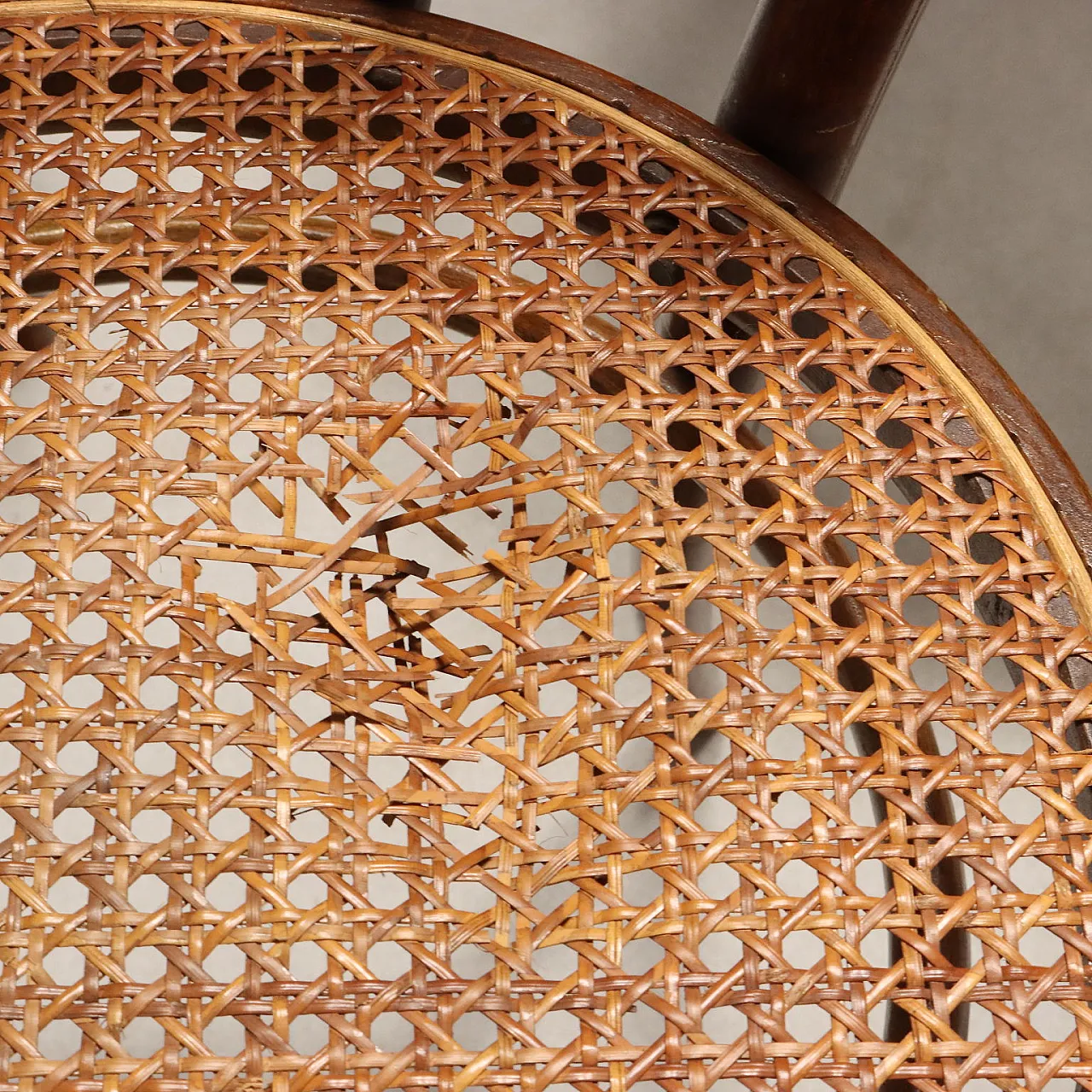 15 Sedie stile Thonet in faggio tinto noce e sedili in paglia, '900 8