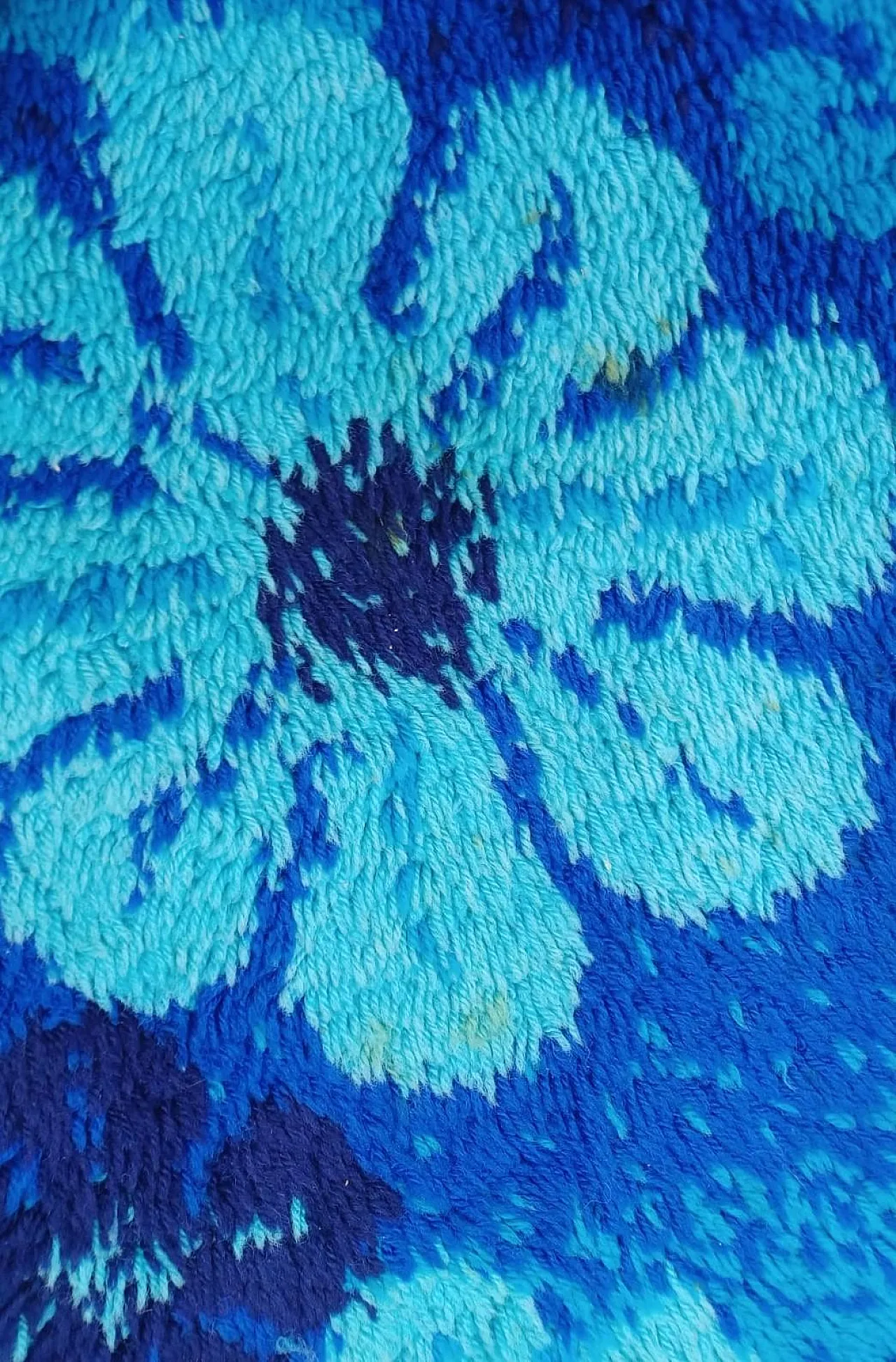 Tappeto in lana con fiori stilizzati, anni ‘70 6