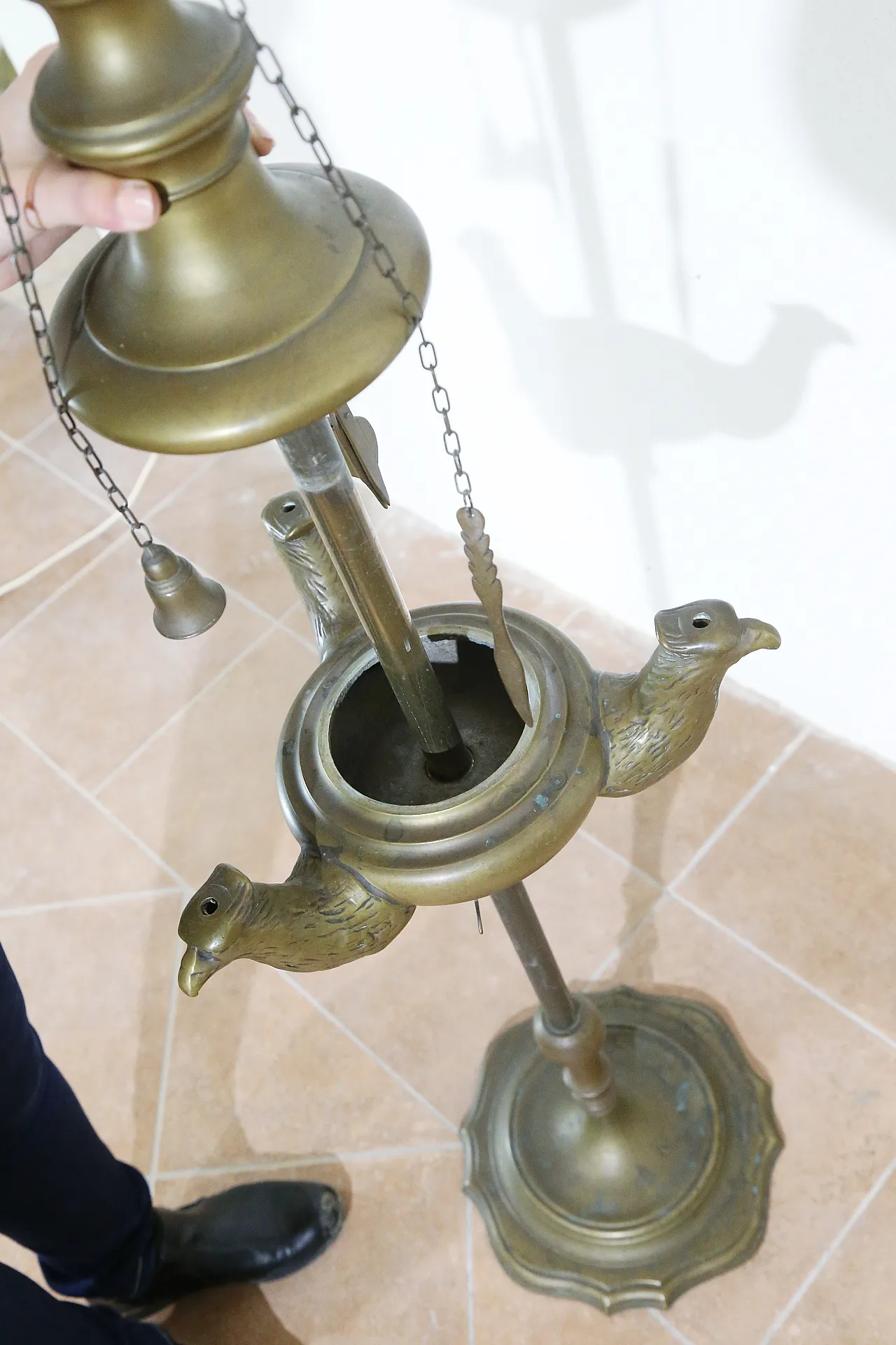 Bronze oil lamp lamp, Florentine, early 19th century 23