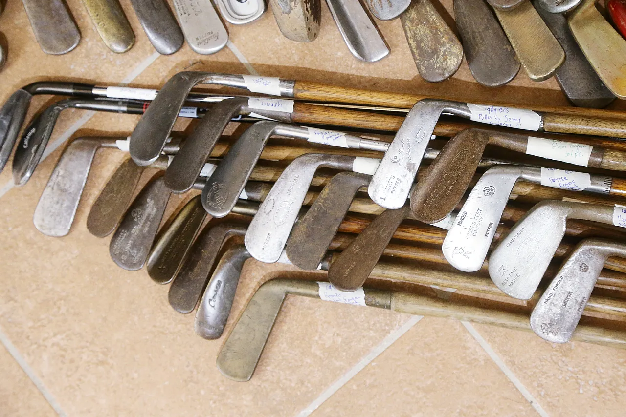Hickory 369 wood golf clubs, 7 bags, from 1900 to 2000 8