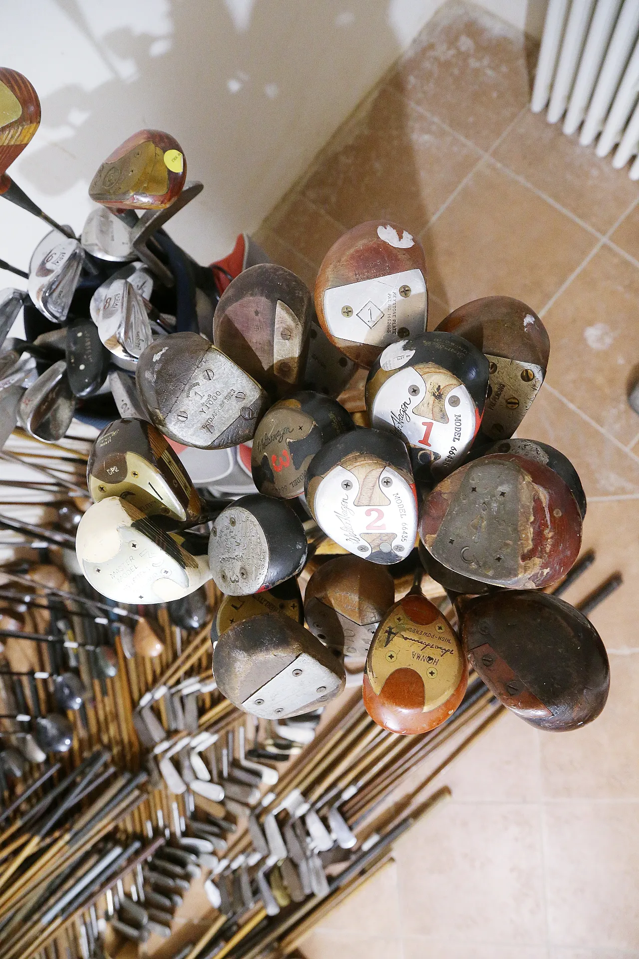 Hickory 369 wood golf clubs, 7 bags, from 1900 to 2000 20