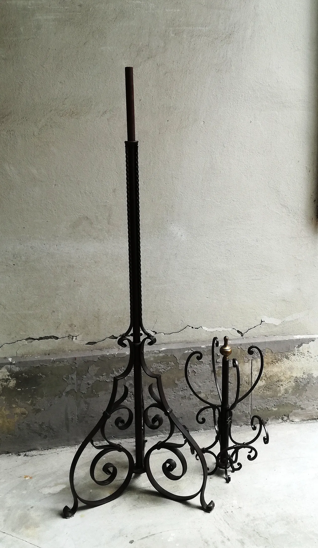 Wrought iron coat rack, mid-20th century 11