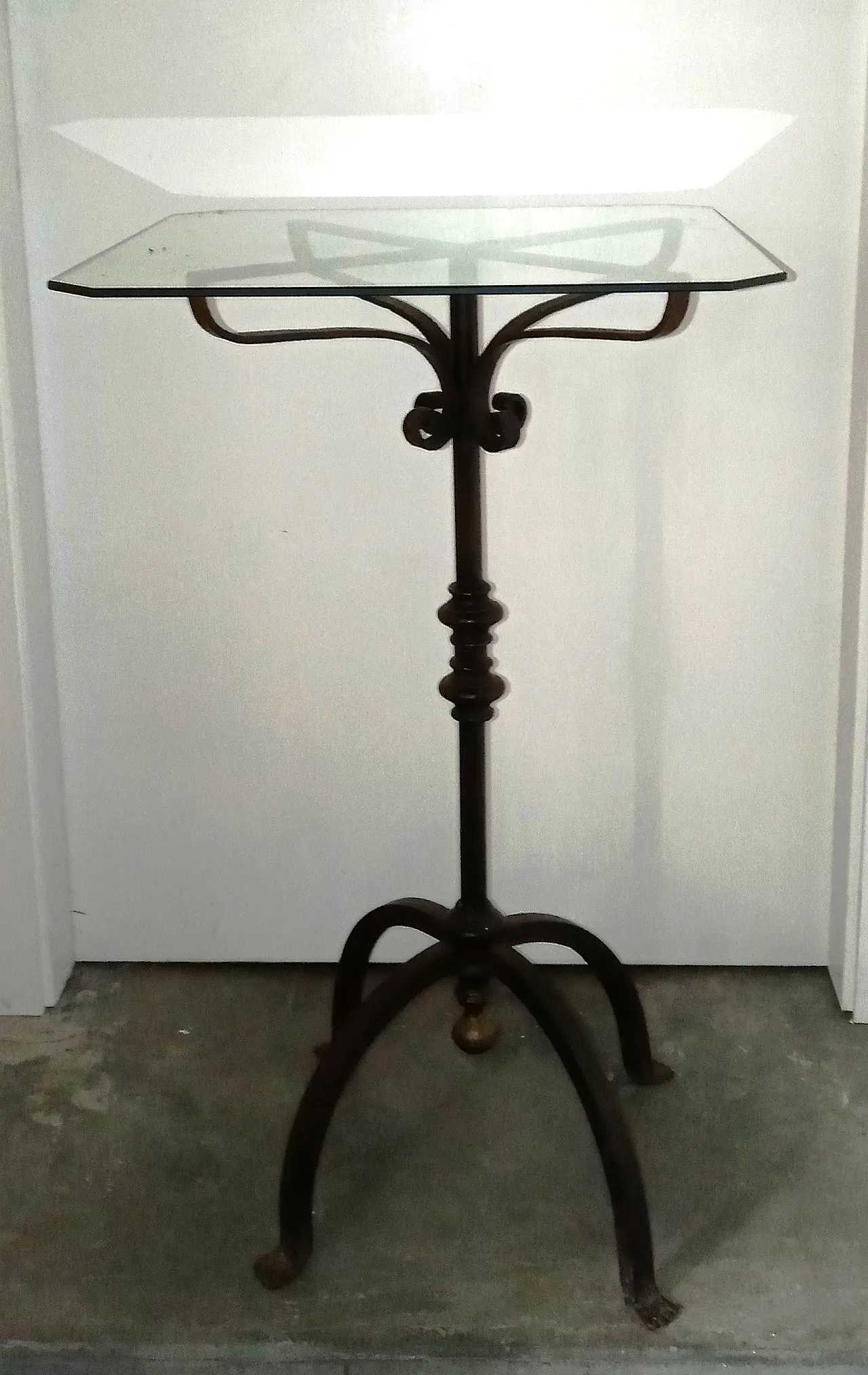 Side table with wrought iron base, 50s 10